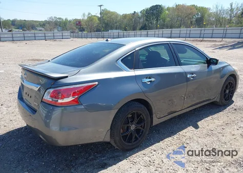 2015 Nissan Altima 2.5 S from USA, damaged, VIN 1N4AL3AP2FN918178